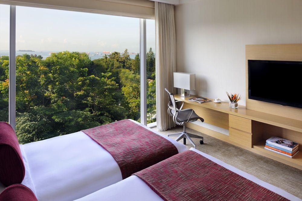 Oasia Resort Sentosa By Far East Hospitality Singapore Exterior photo A room at the hotel