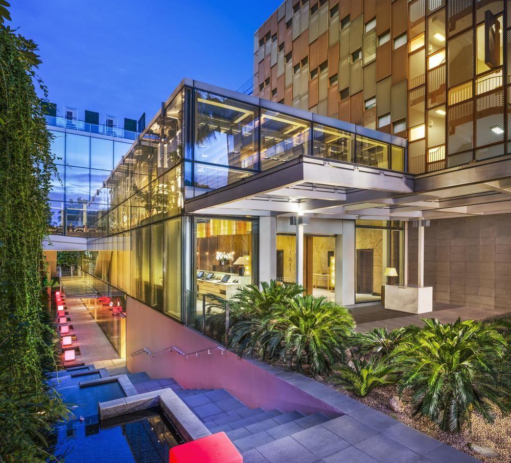 Oasia Resort Sentosa By Far East Hospitality Singapore Exterior photo The hotel's entrance