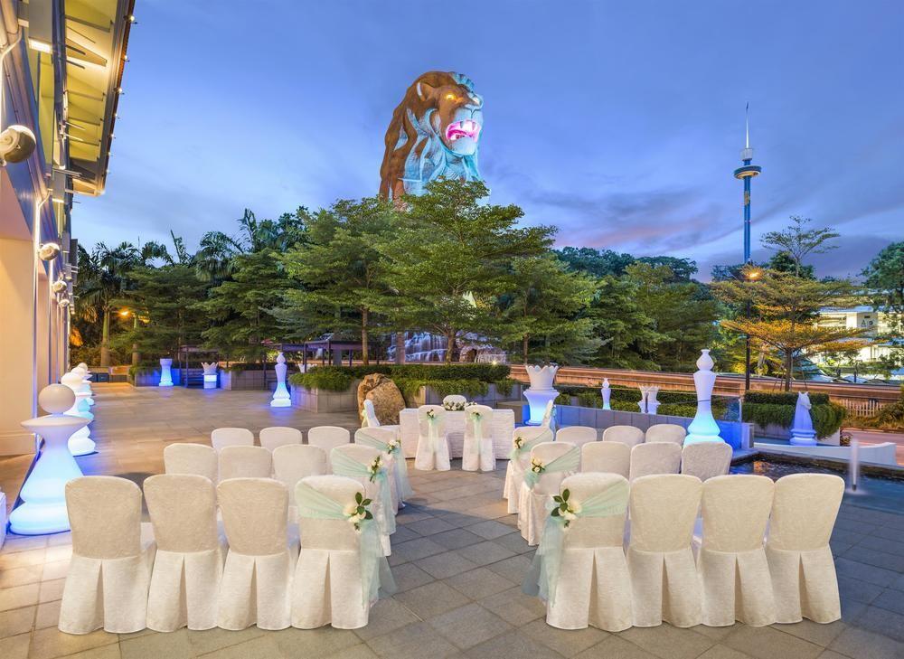 Oasia Resort Sentosa By Far East Hospitality Singapore Exterior photo Wedding at the Star