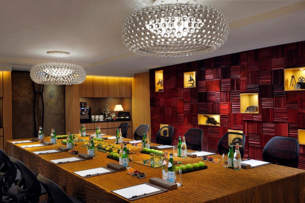 Oasia Resort Sentosa By Far East Hospitality Singapore Exterior photo Meeting room at The Westin Mumbai