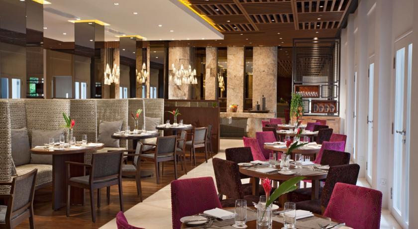 Oasia Resort Sentosa By Far East Hospitality Singapore Exterior photo The restaurant