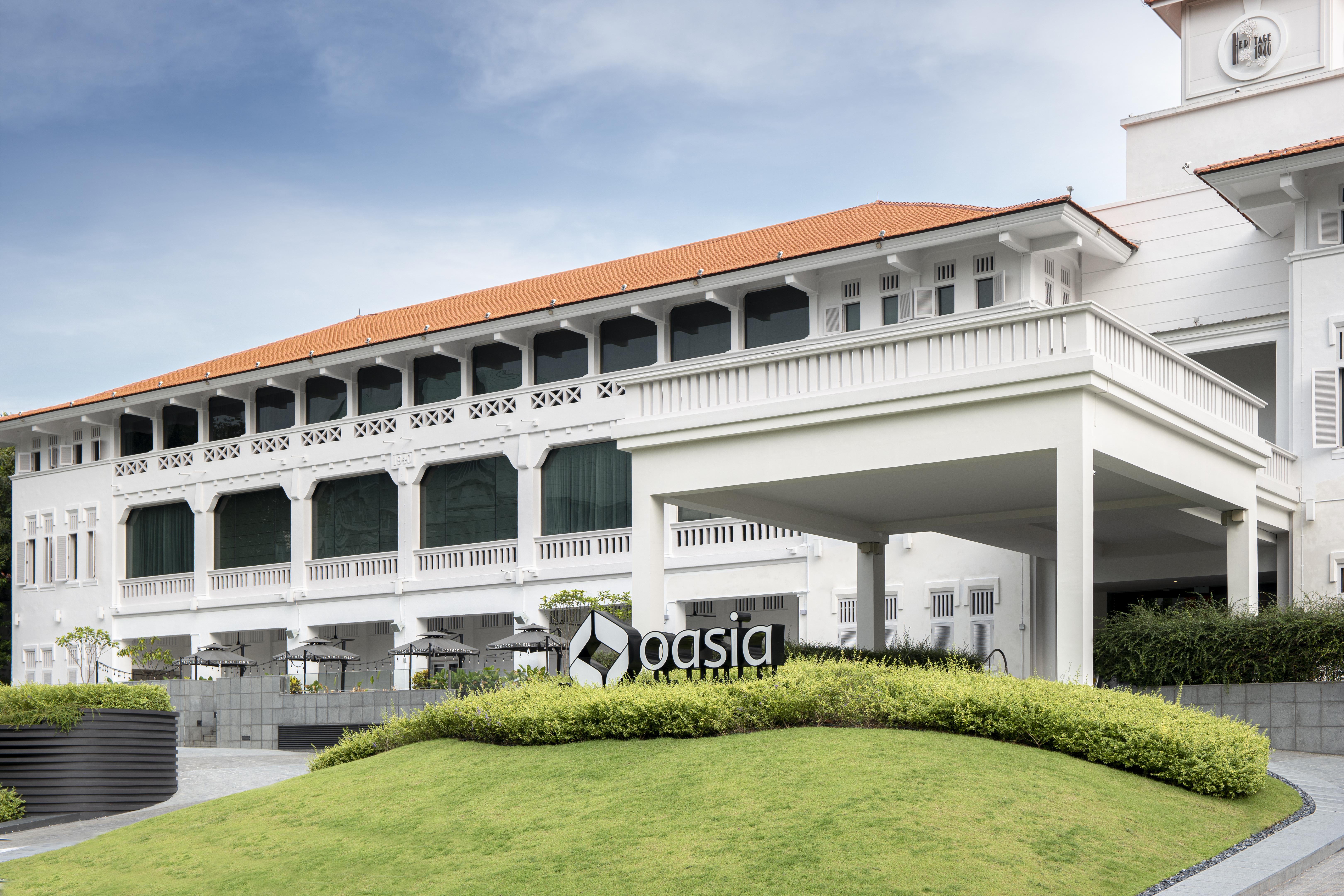 Oasia Resort Sentosa By Far East Hospitality Singapore Exterior photo The E&O 88 Hotel